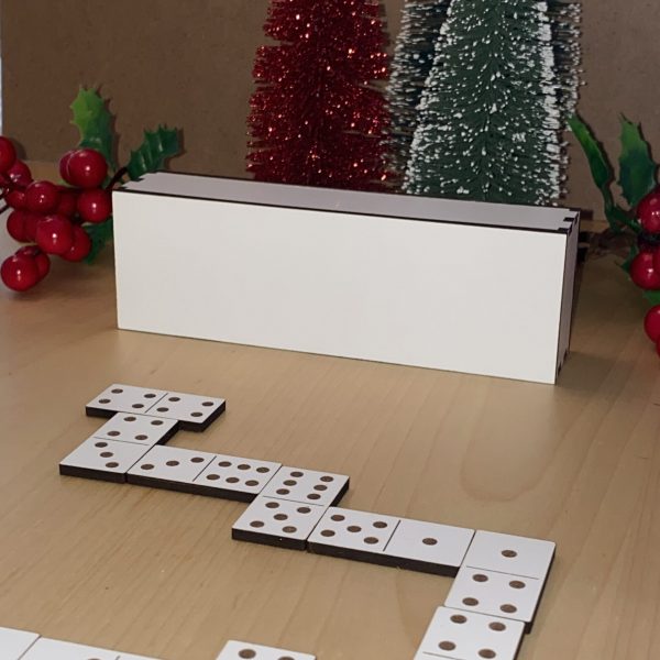 Caixa com dómino personalizada