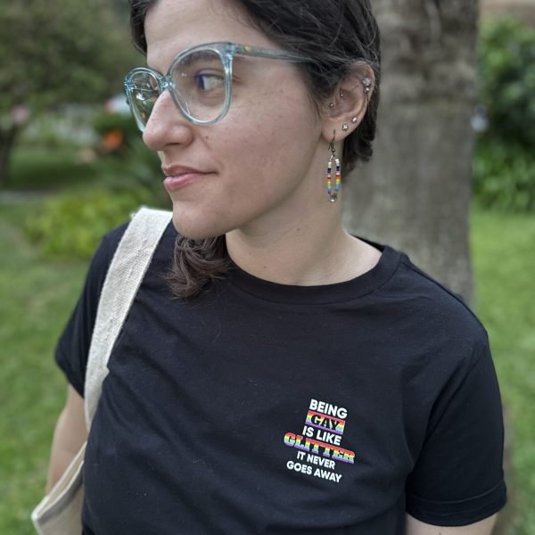 Tshirt LGBTI+ (Being gay is like glitter it never goes away)