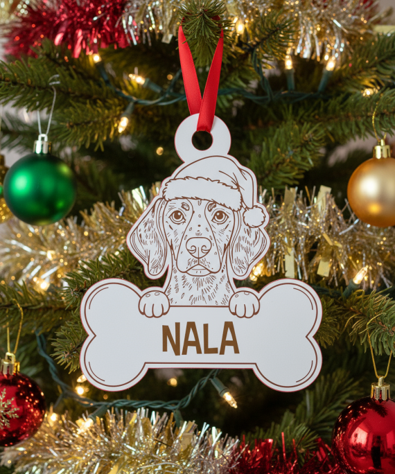 Bola de Natal personalizada com desenho de Cocker Spaniel de gorro natalício, ideal para decorar árvore de Natal com cães.